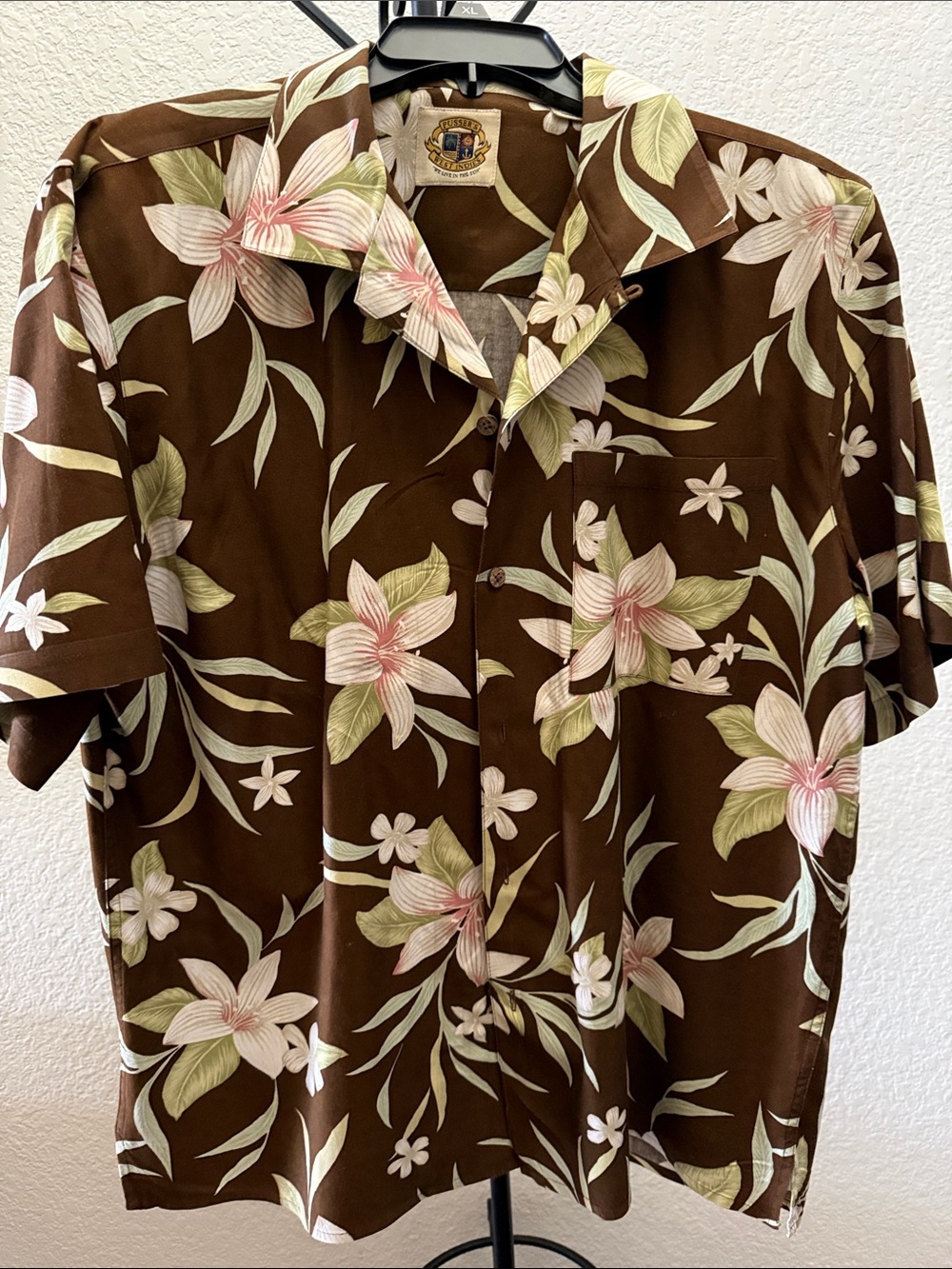 Men's Brown Floral Button-Up Shirt - Short Sleeve